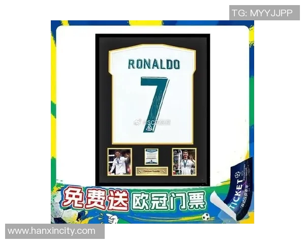 梅西签名足球球星卡拆包开箱惊喜 让收藏者心跳加速的珍贵时刻